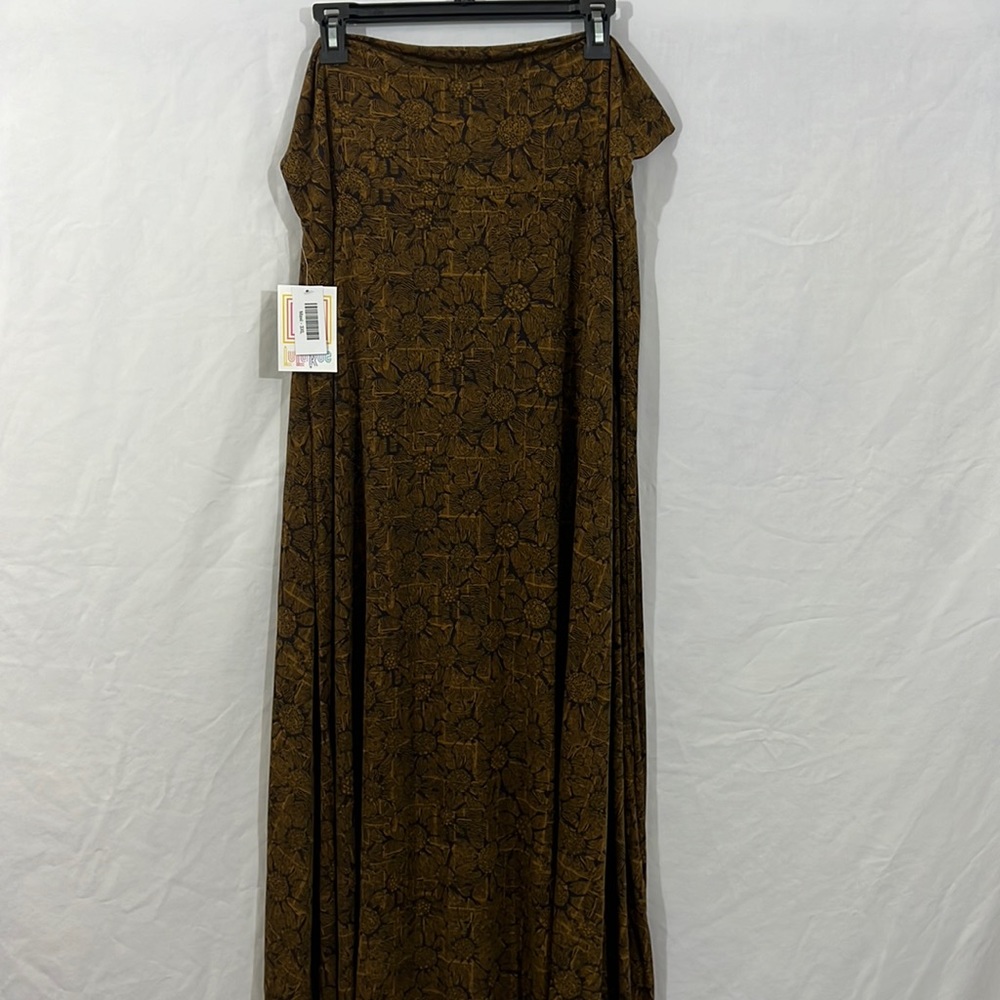 Brand new LulaRoe Maxi skirt size 3XL